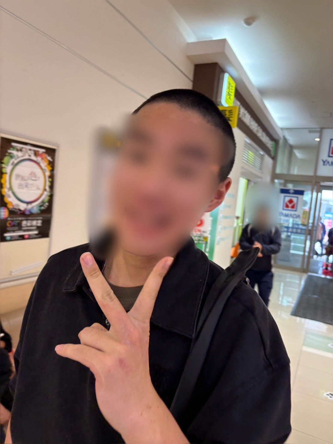 覚悟の丸刈り